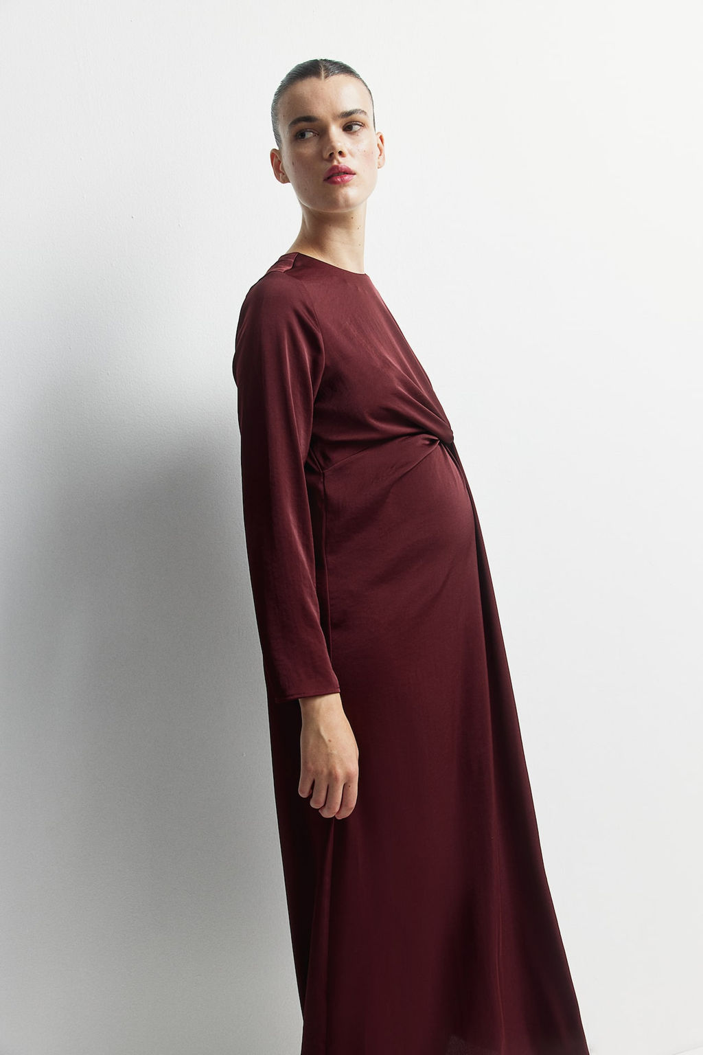 MAMA Vestido de saten drapeado con detalle de nudo - H&m фото 5