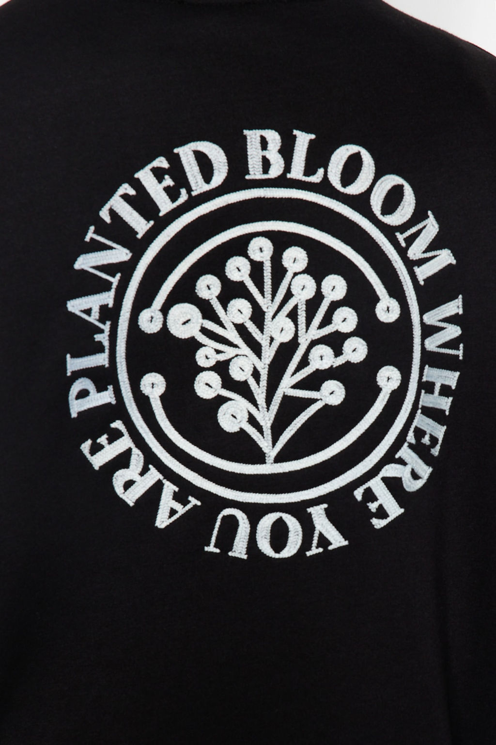 Siyah Oversize/Genis Kesim Cicek Nak?sl? Ici Polar/S?cak Tutan Sweatshirt TMNAW24SW00012