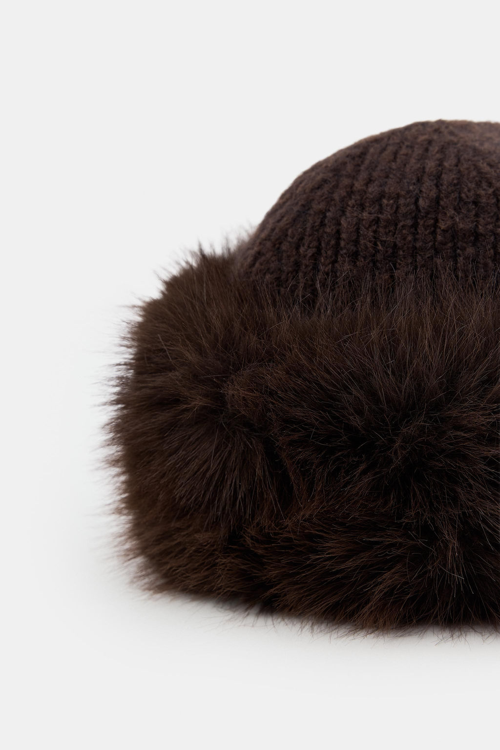 FAUX FUR KNIT BEANIE - Zara фото 3