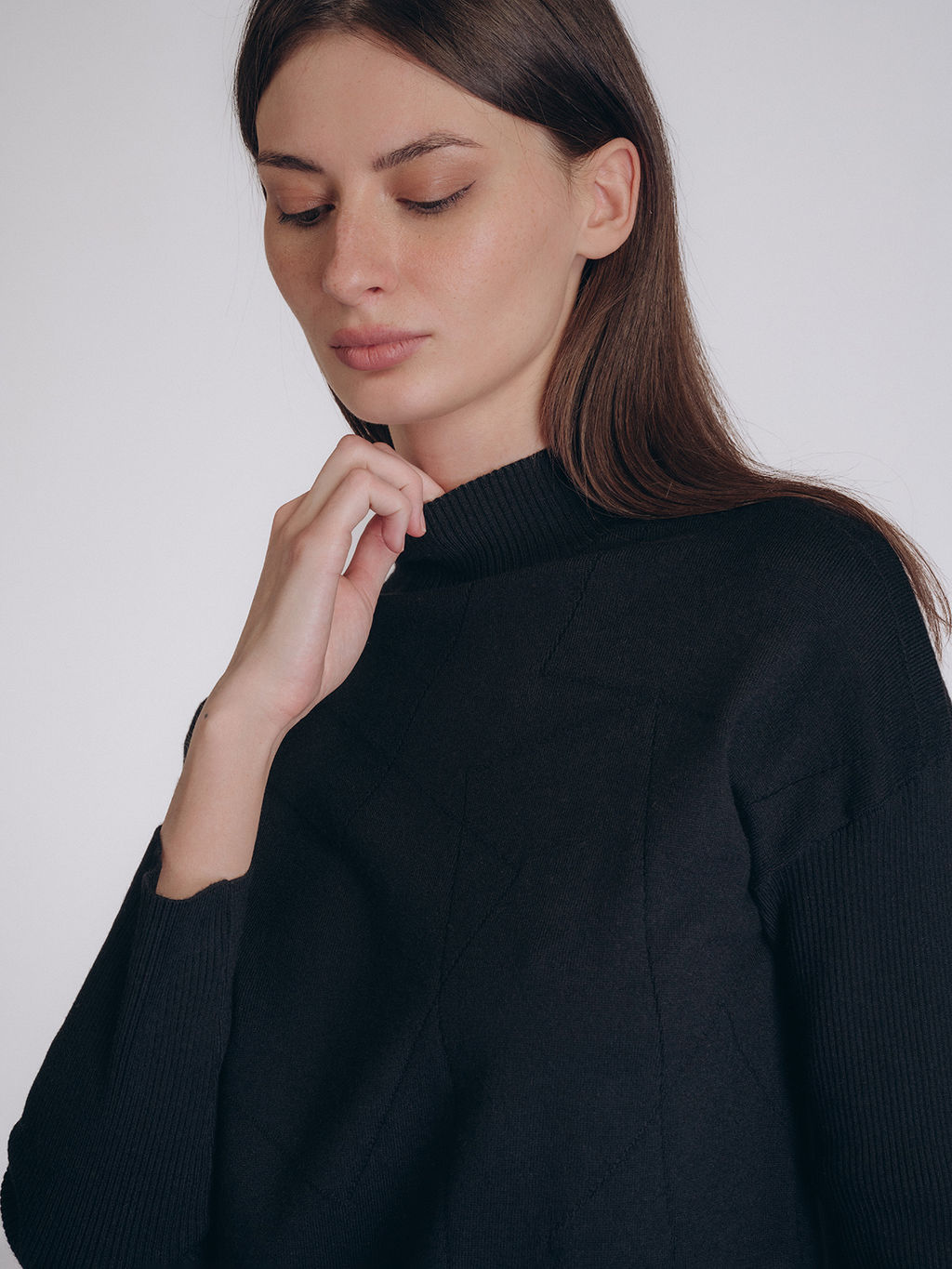 Женская кофта чёрного цвета (арт. 5222TCC) - Indefini фото 3