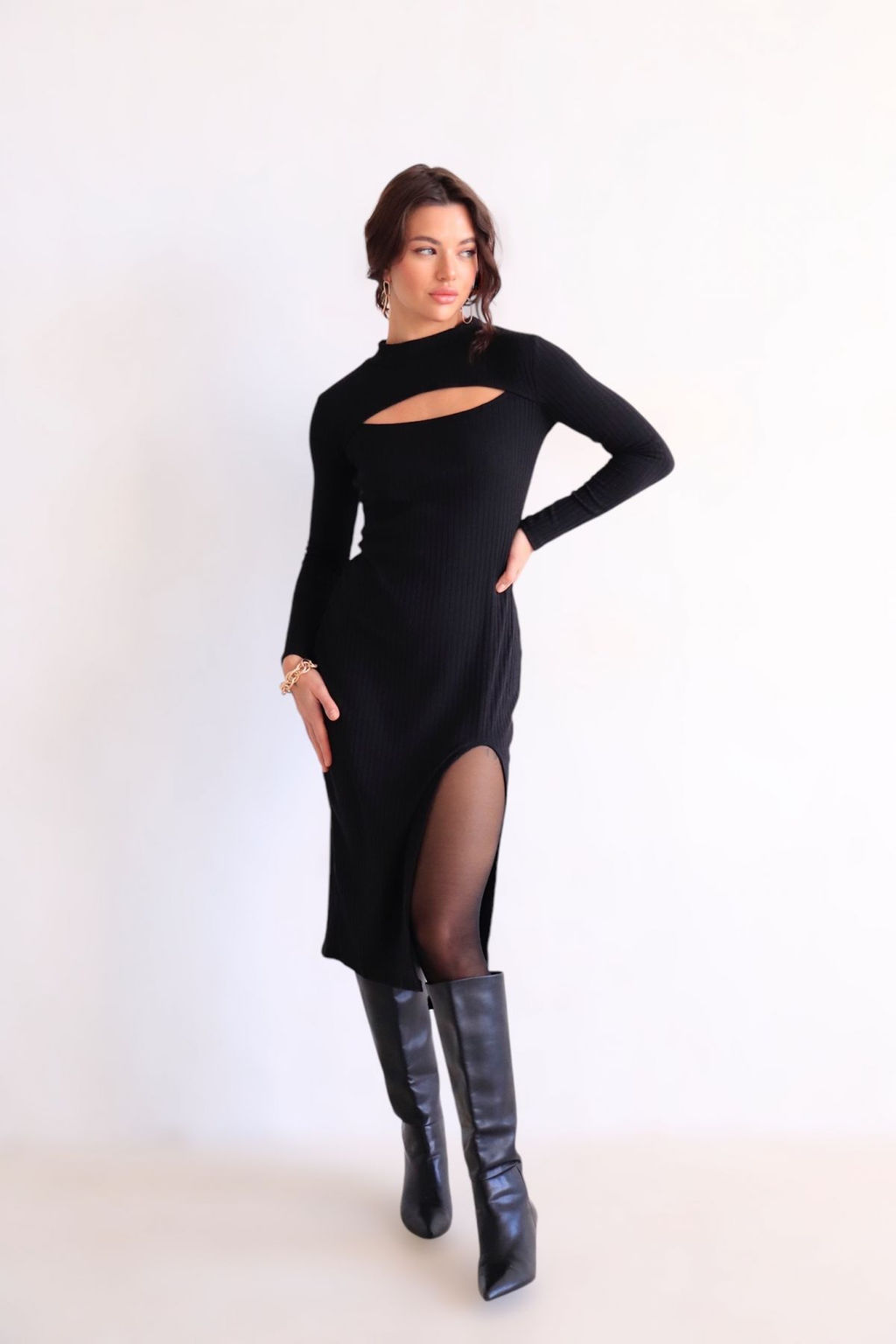 Martichelli Платье чёрное с вырезом