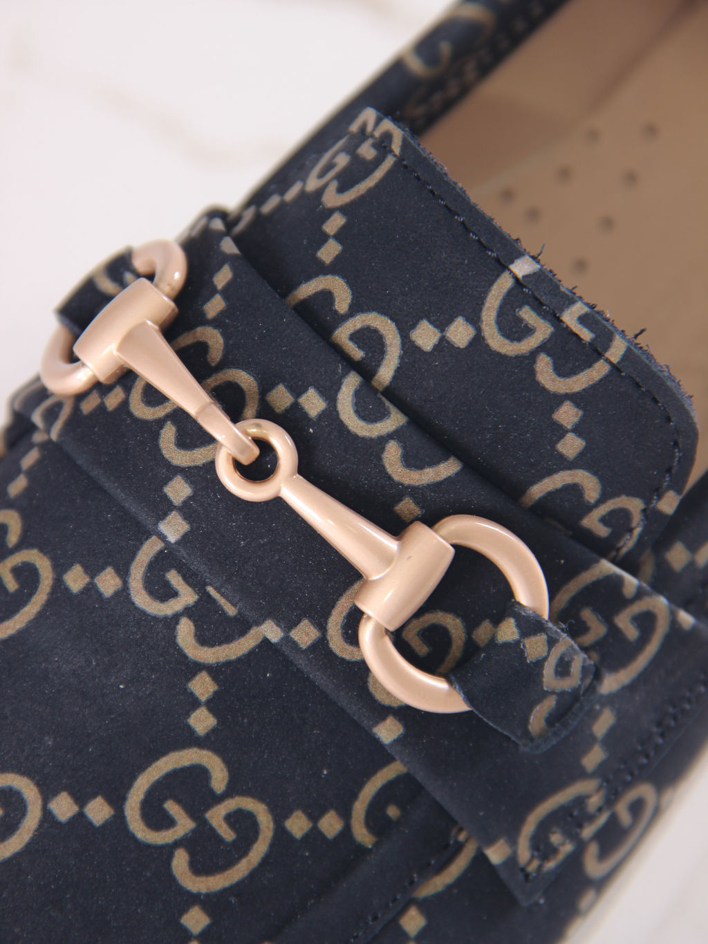 Лоферы туфли 172.1841be.Черный гуччи