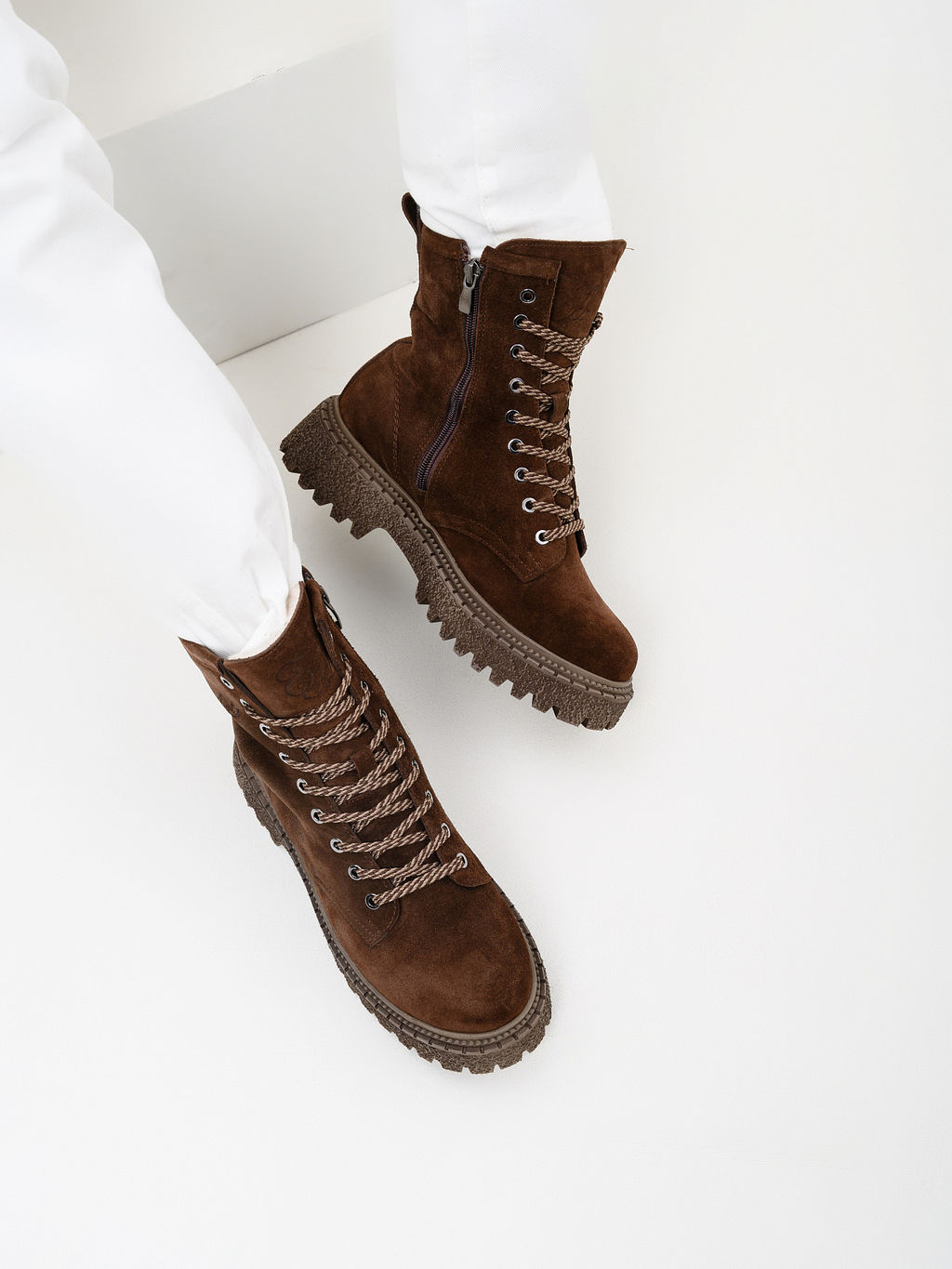 Ботинки 327.22511br.Коричневый замша/байка
