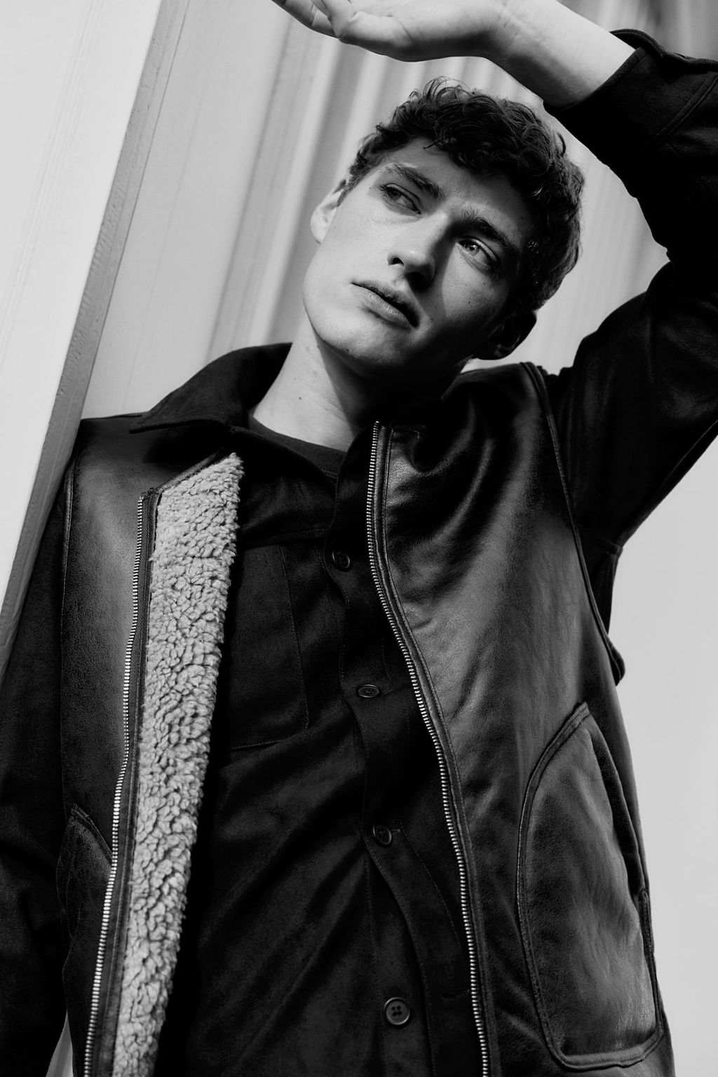 Chaleco reversible de borreguito Regular Fit - H&m фото 3