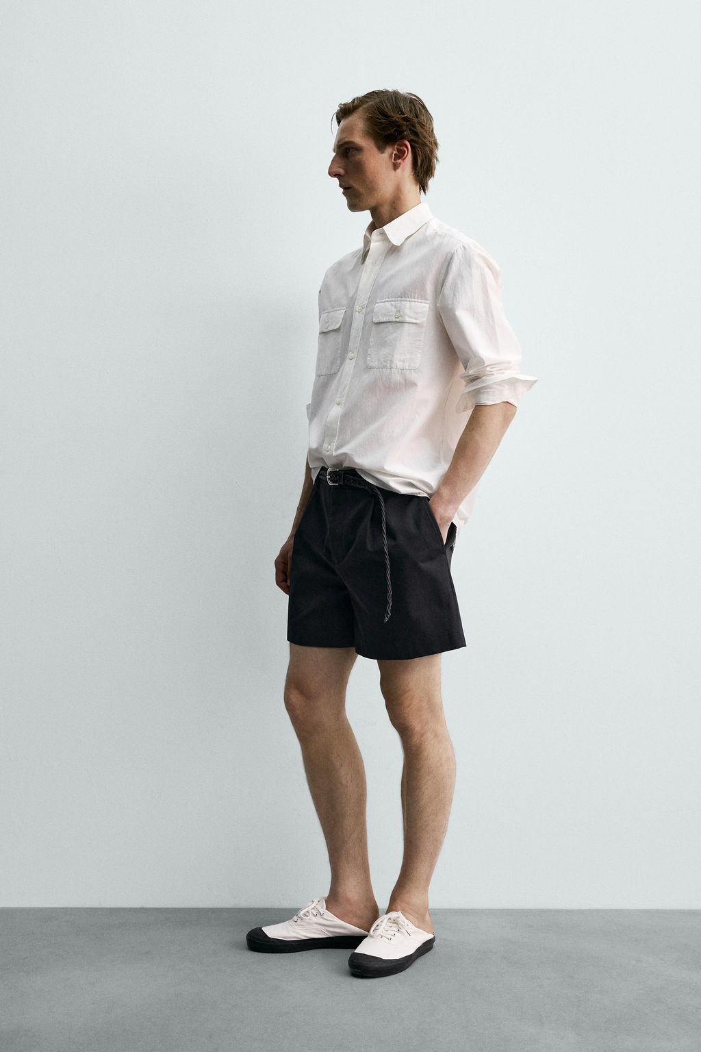 BERMUDA CORTA PLIEGUES AARON LEVINE X ZARA / Negro