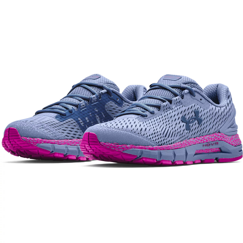 Кроссовки женские