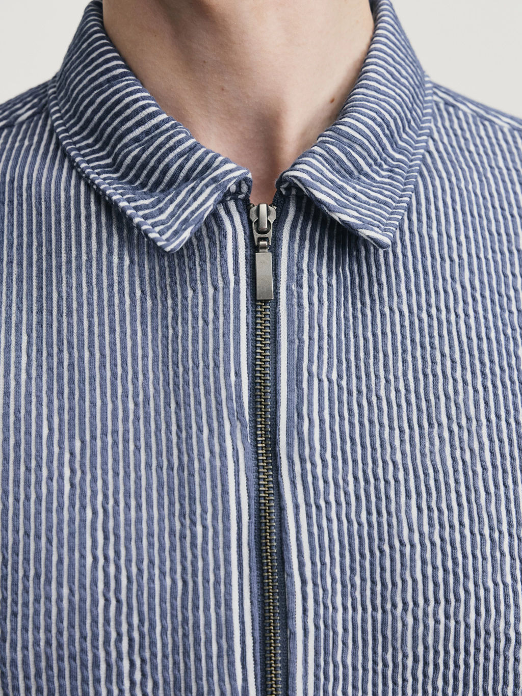 Рубашка в полоску на молнии / Zarina  фото 7