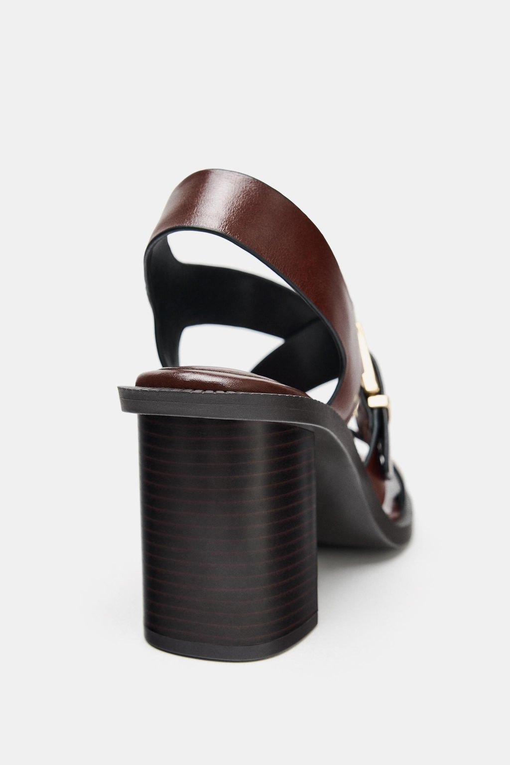 LEATHER BUCKLE HEEL SANDALS