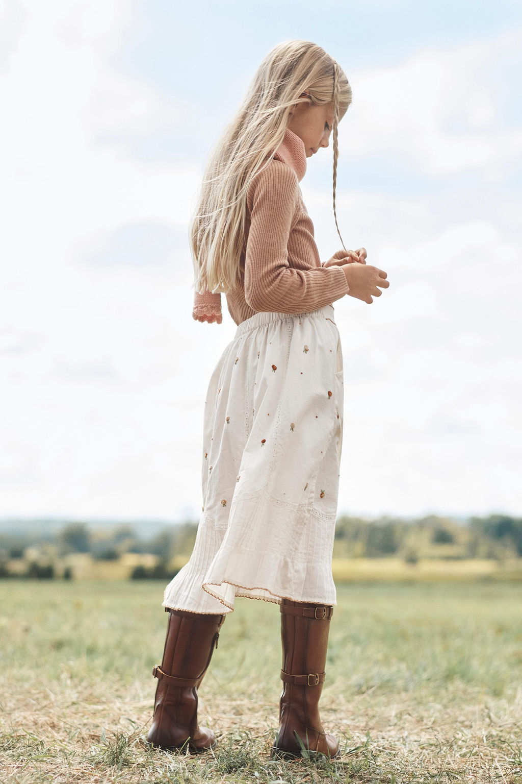 LIMITED EDITION EMBROIDERED FLORAL MIDI SKIRT - Zara фото 3