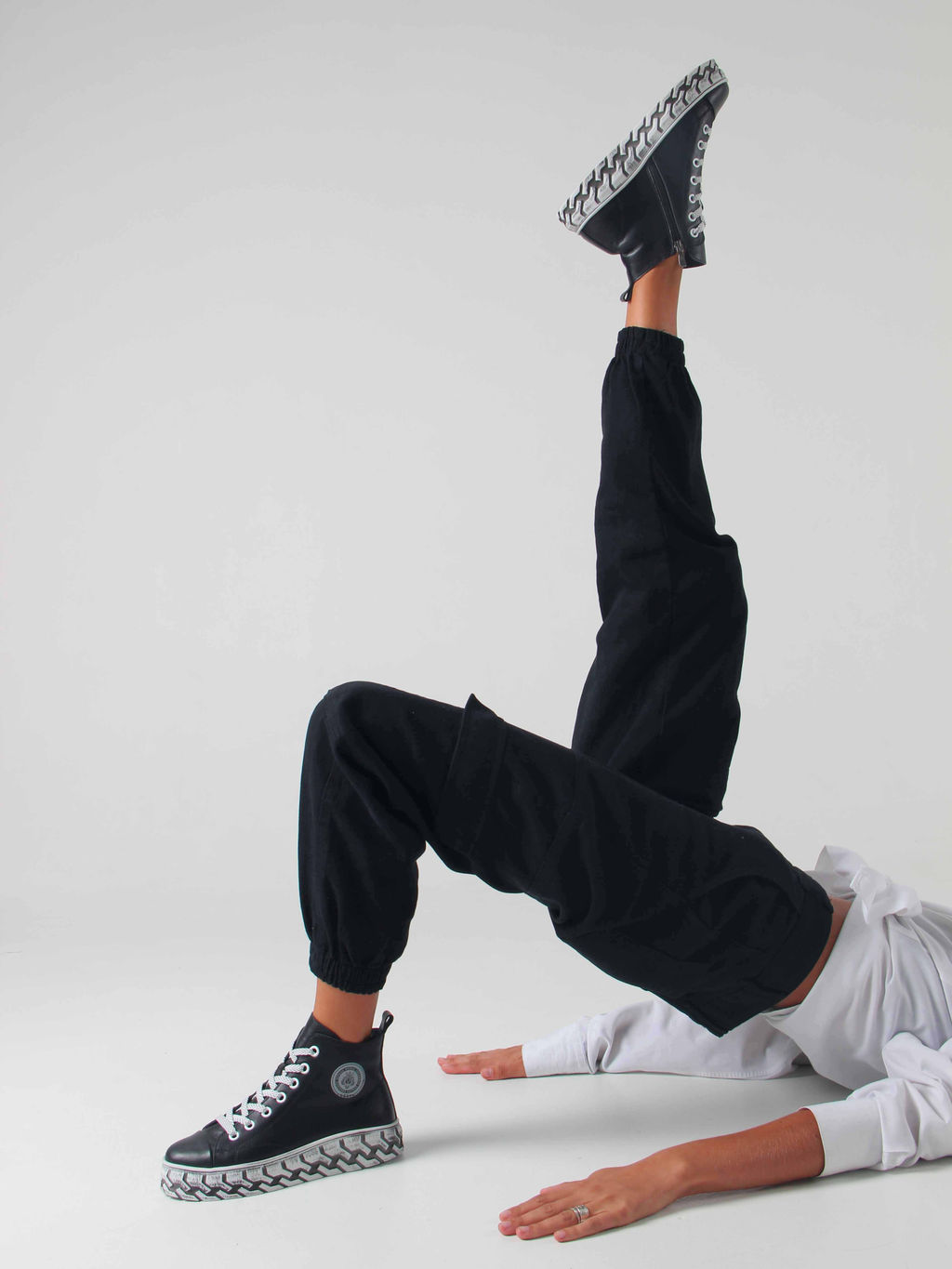 Ботинки 213.icebergw. black/Байка