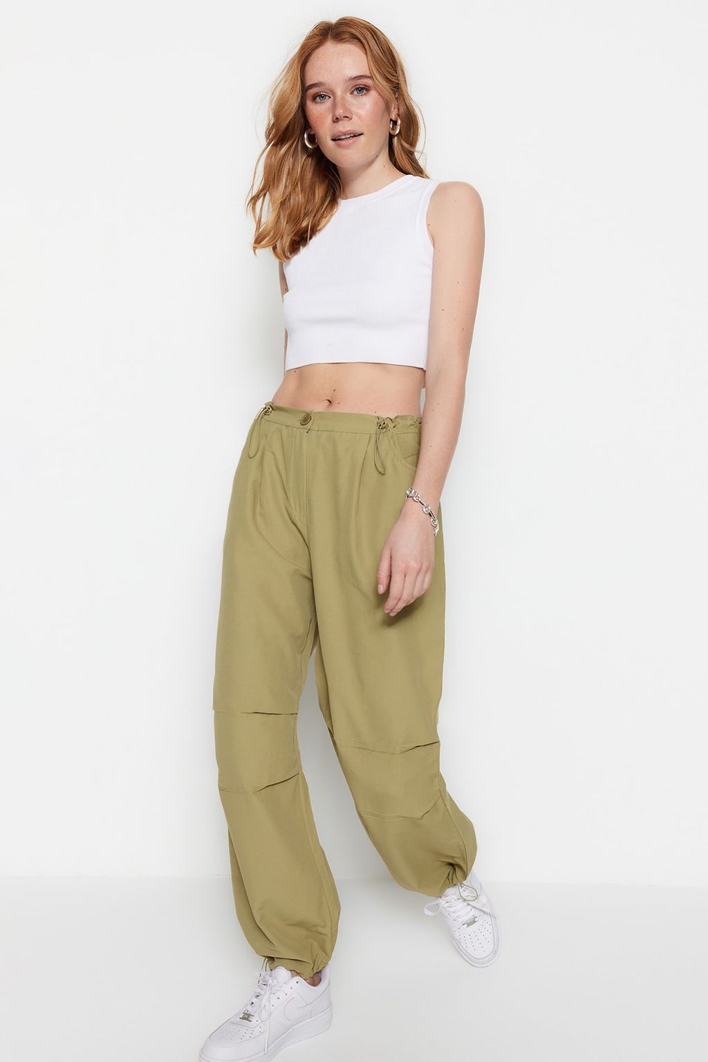 TRENDYOLMILLA Yag Yesili Jogger Normal Bel Pacas? Lastikli Dokuma Pantolon TWOSS23PL00158  фото 9