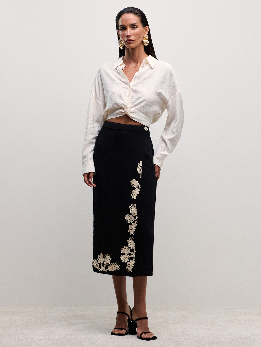 Миди юбка с вышивкой / Zarina  фото 3