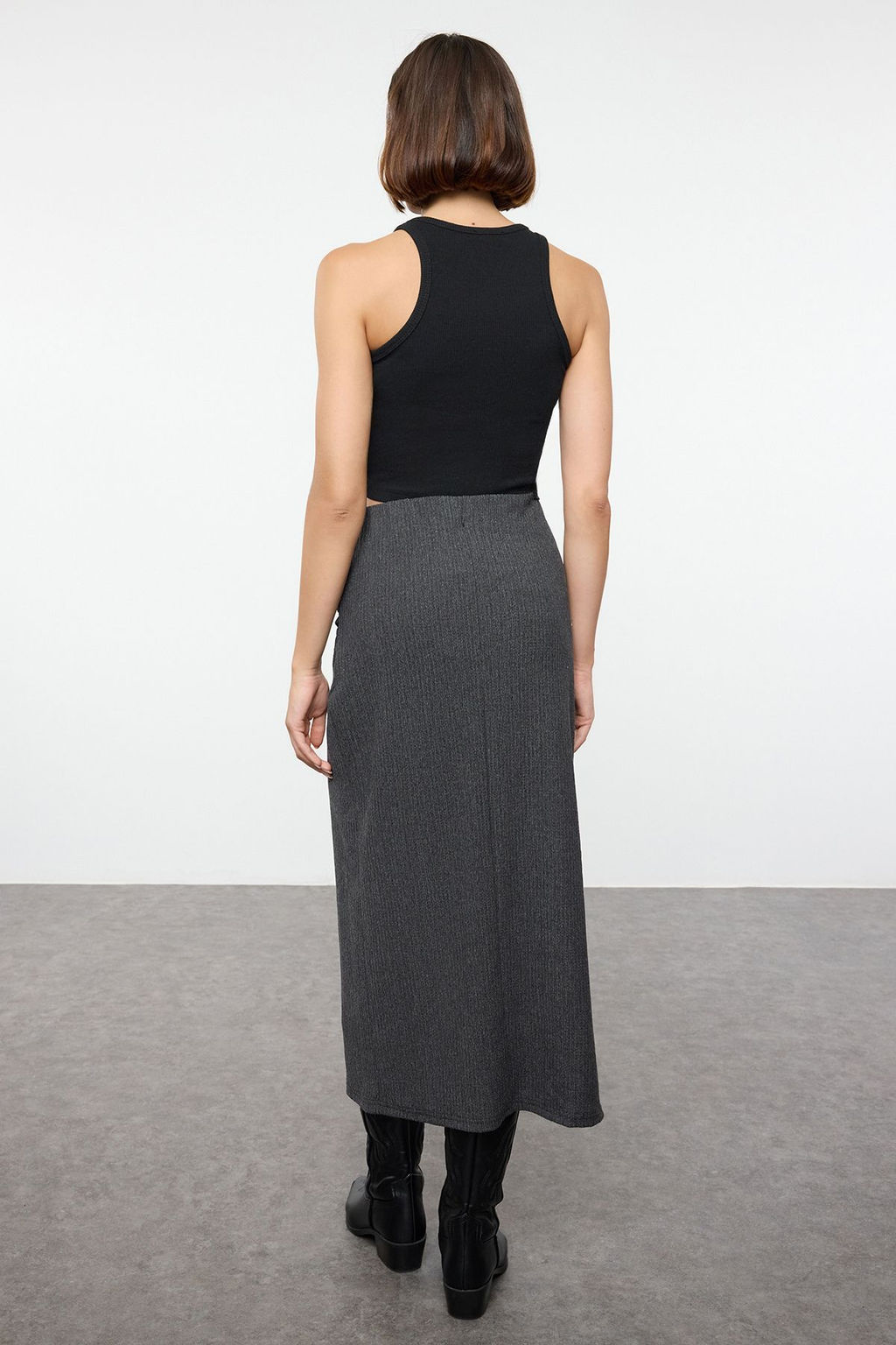 TRENDYOLMILLA Siyah Kruvaze Dokulu Buzgu/Drape Detayl? Midi Etek TWOAW25ET00108 фото 5