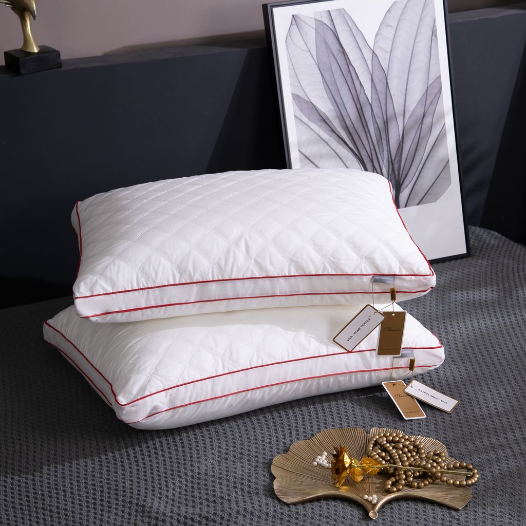 Подушка Nano Touch красный кант Z60 50-70 см - Ситрейд фото 2