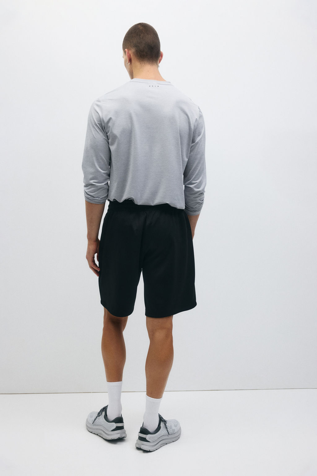 Pantal?n corto de deporte con DryMove Regular Fit - H&m фото 4