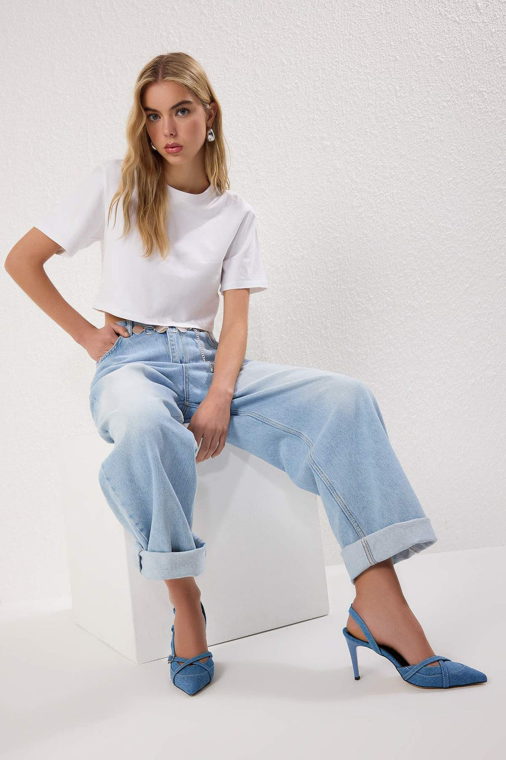 Trendyolmilla Shoes Mavi Denim Kontrast Dikisli Sivri Burun Kad?n Ince Topuklu Ayakkab? TAKSS25TO00105  фото 2