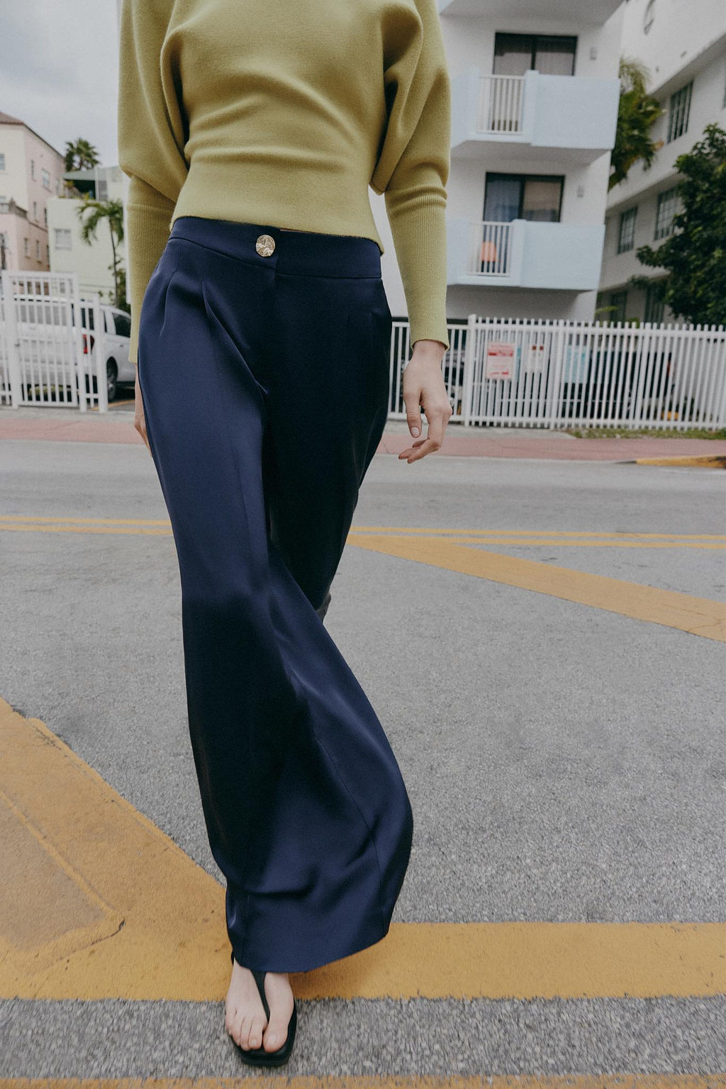 FLOWING SATIN TROUSERS - Zara фото 13