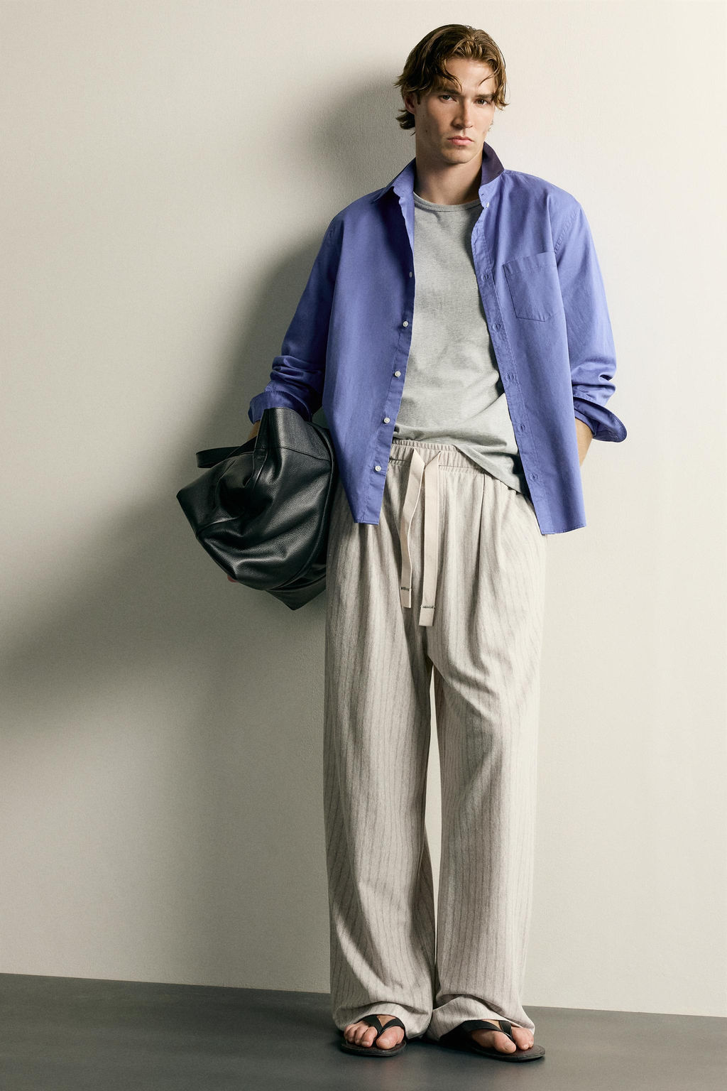 PANTAL?N RELAXED FIT RAYAS / piedra - Zara фото 5