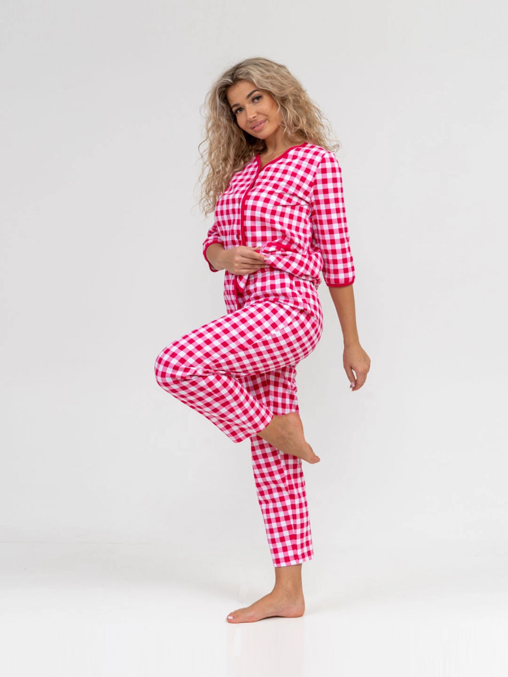 Костюм женский, цвет белый розовый