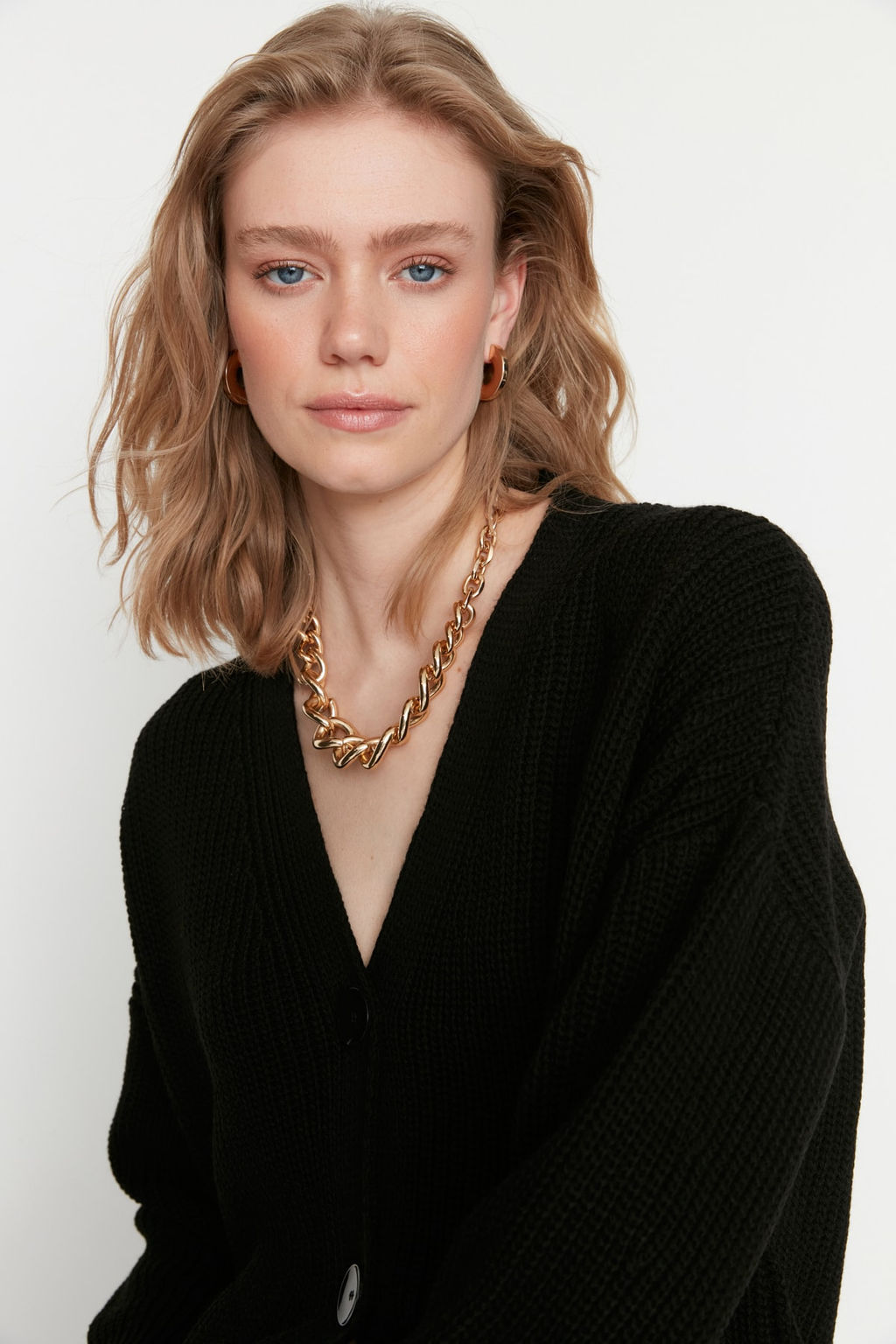 TRENDYOLMILLA Ekru Genis Kal?p V Yaka Triko H?rka TWOAW20HI0215  фото 3