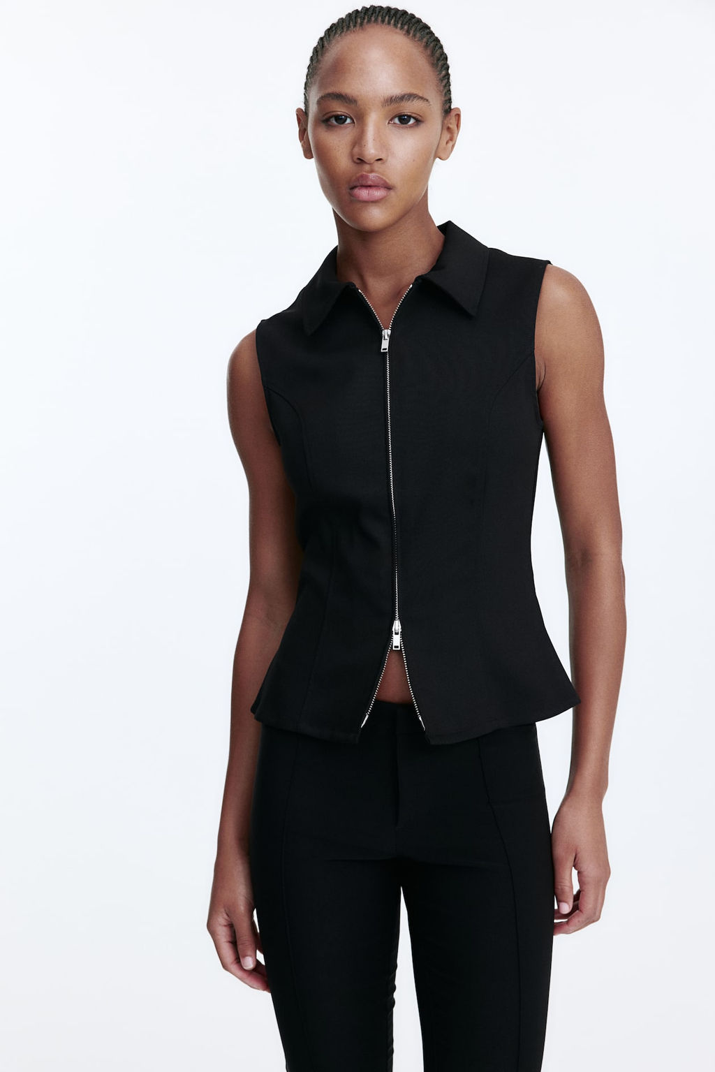 Top sin mangas con cuello camisero y cremallera - H&m фото 3