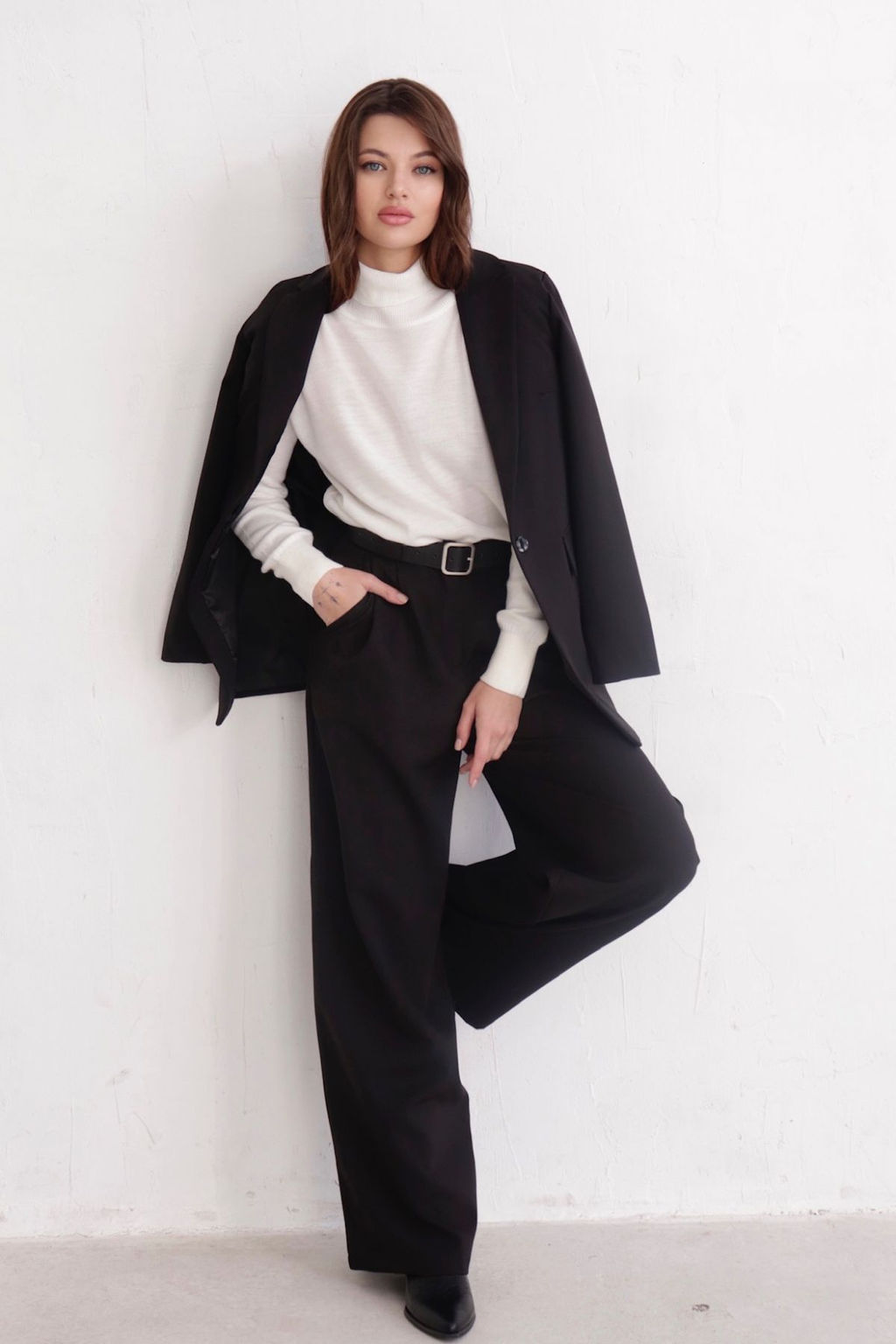 11366 Костюм брючный чёрный - Martichelli фото 7