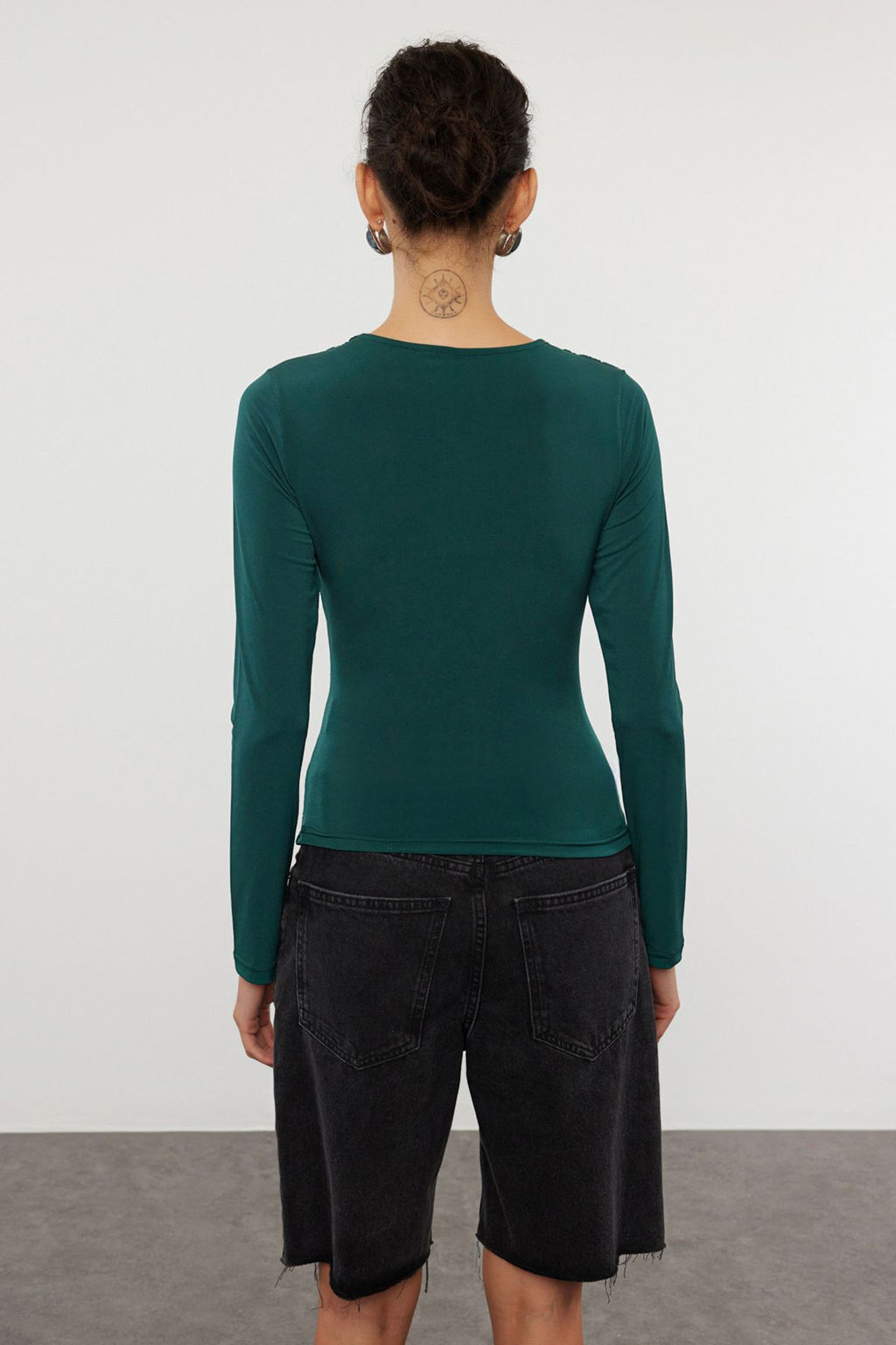 Zumrut Yesili Buzgu/Drape Detayl? Fitted/Vucuda Oturan Uzun Kollu Esnek Orme Bluz TWOAW25BZ00105