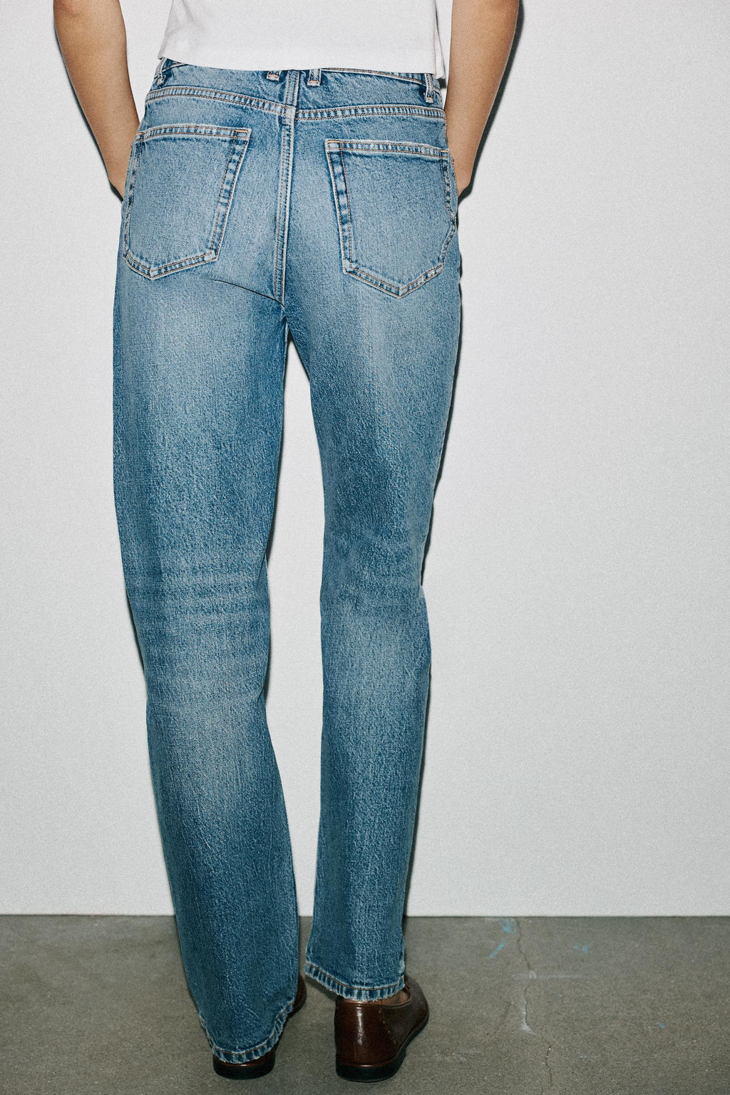 TRF STRAIGHT HIGH-WAIST JEANS - Zara фото 23