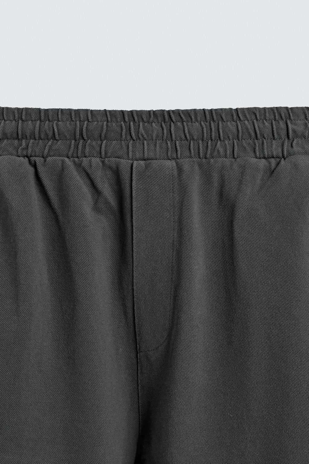 BERMUDA PIQU? REGULAR FIT LAVADO / Gris antracita