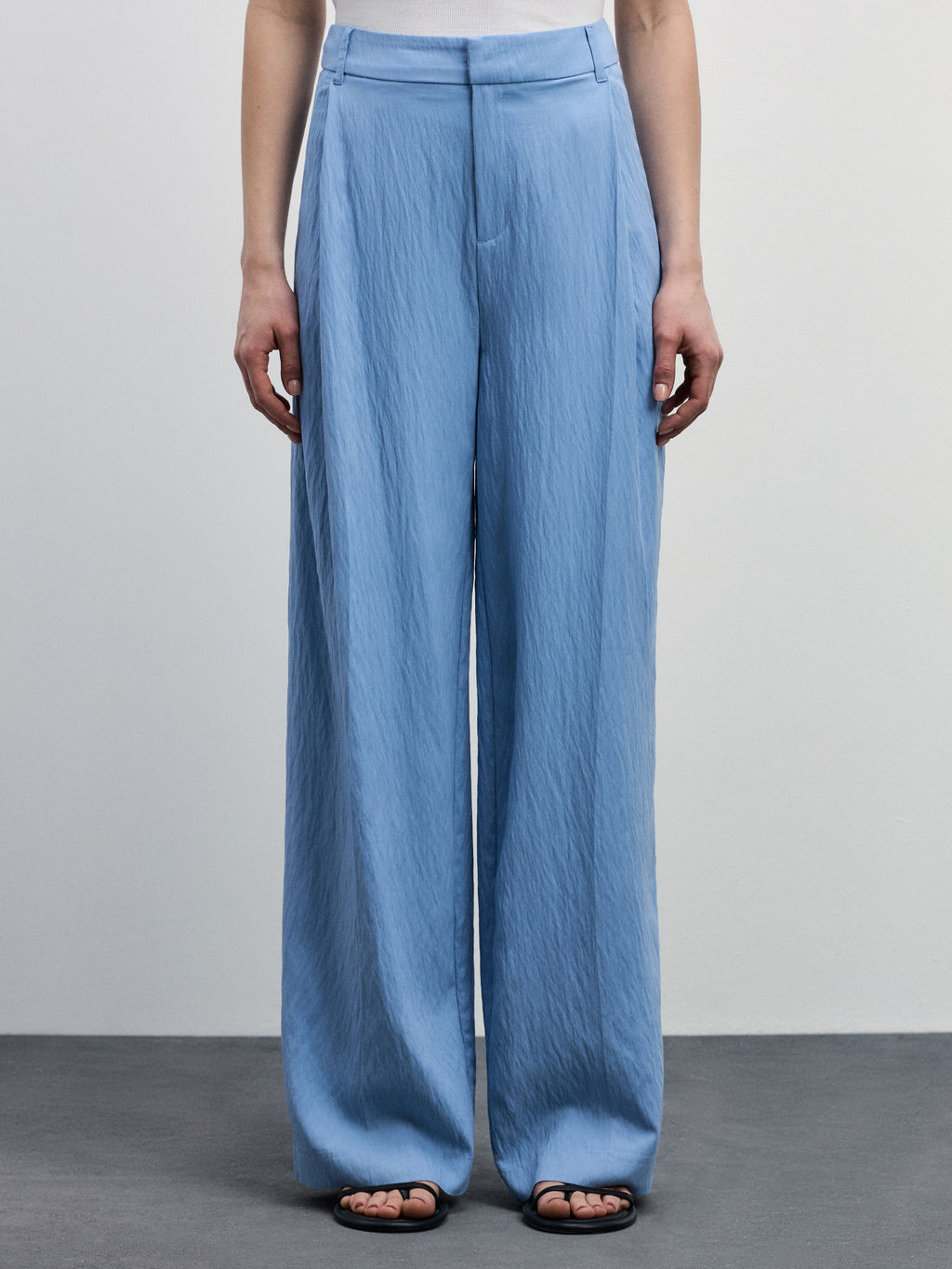 Брюки прямого кроя из вискозы с защипами / Zarina  фото 2