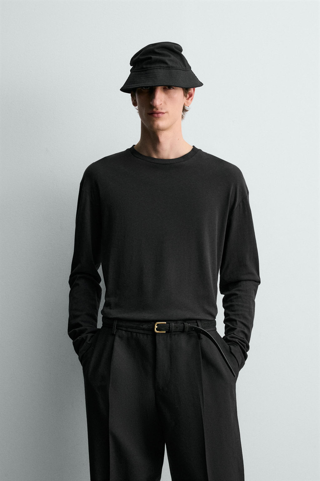 CAMISETA ALGOD?N - LINO  LIMITED EDITION / Negro - Zara фото 2