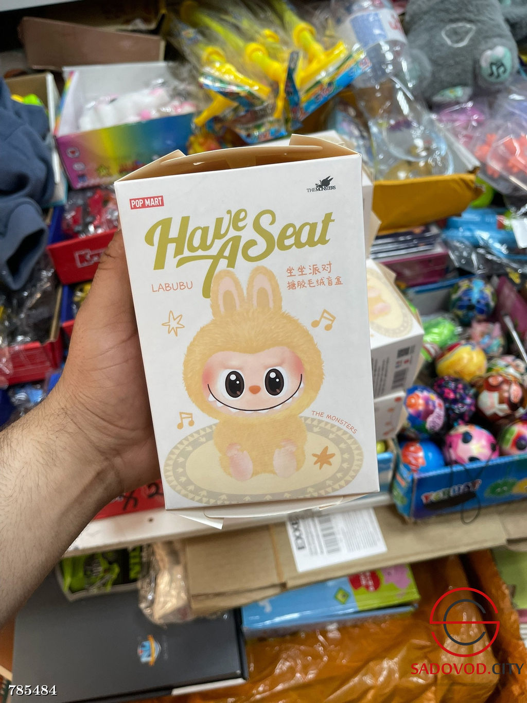 Коллекционная фигурка Лабубу