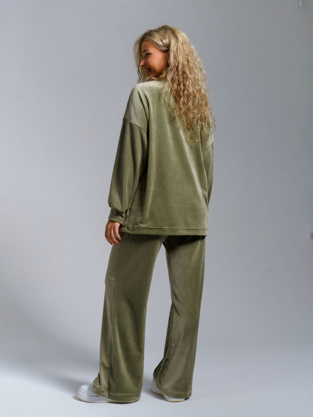 974 Костюм "Св.олива"