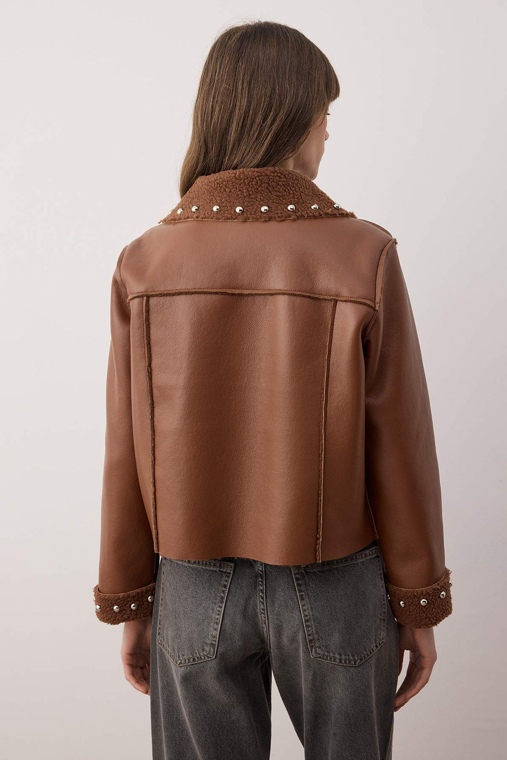 Ac?k Kahverengi Regular Kal?p Troklu Pelus Suni Deri Mont TWOAW26MO00163 - Trendyolmilla фото 5