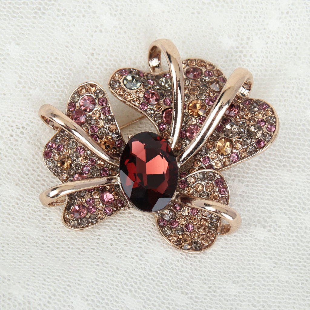 Брошь Цветок / 4286-1 /уп 12/камень+стразы