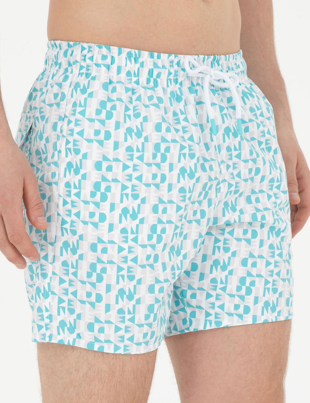 Пляжные шорты синие