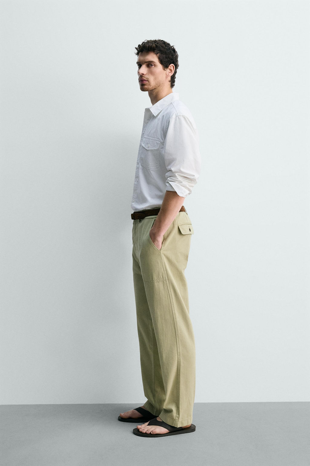 PANTAL?N STRAIGHT FIT LAVADO / verde lavado