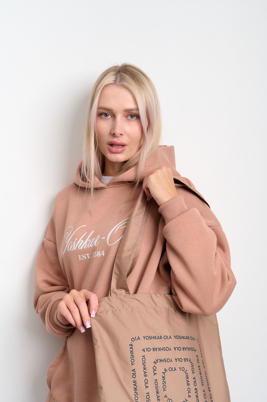 Сумка-шоппер из плащевки "Лабиринт" бежевый