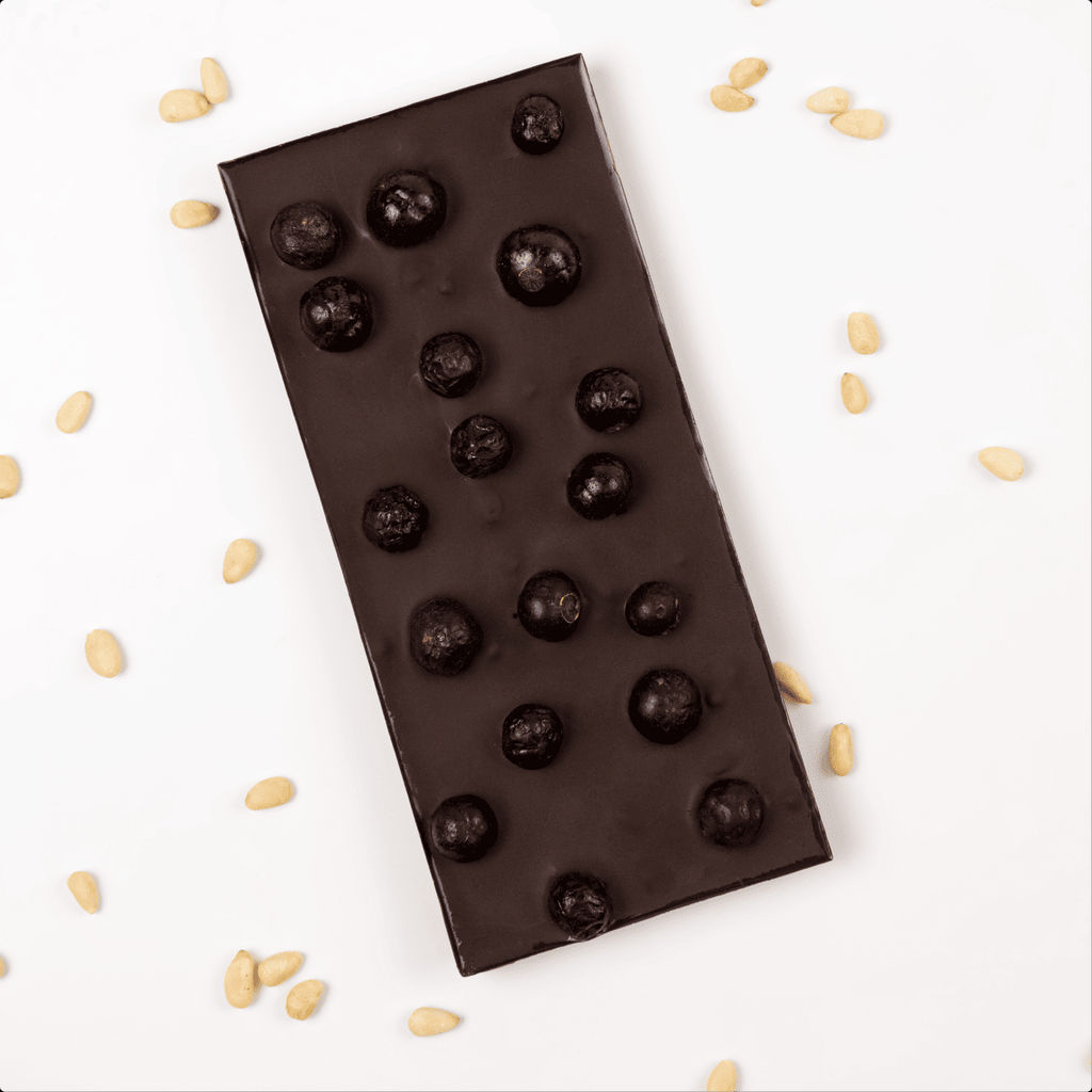 Шоколад Горький с кедровым орехом и смородиной - Абаканские Сласти фото 2