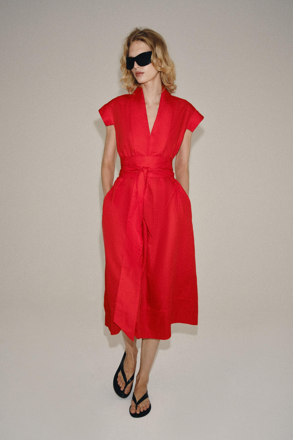 VESTIDO MIDI CON LINO ZW COLLECTION / Rojo
