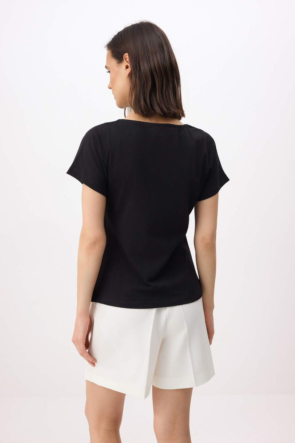 Vizon Fitted Kay?k Yaka K?sa Kollu %100 Pamuk Orme T-shirt TWOSS26TS00004 - Trendyolmilla фото 16