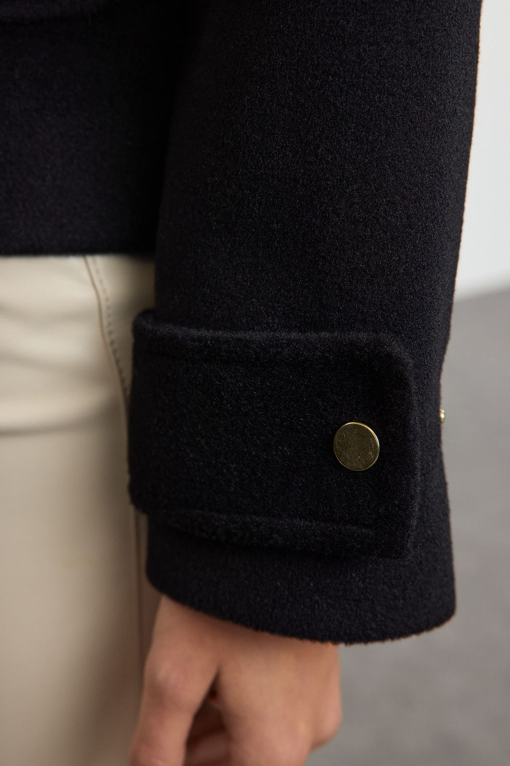 Siyah Oversize Kal?p Kase Ince Ceket Mont TWOAW25MO00084