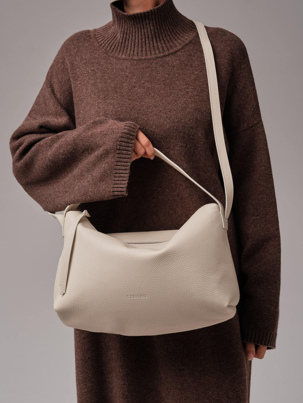 Кожаная сумка Deboro 30963 светлый крем