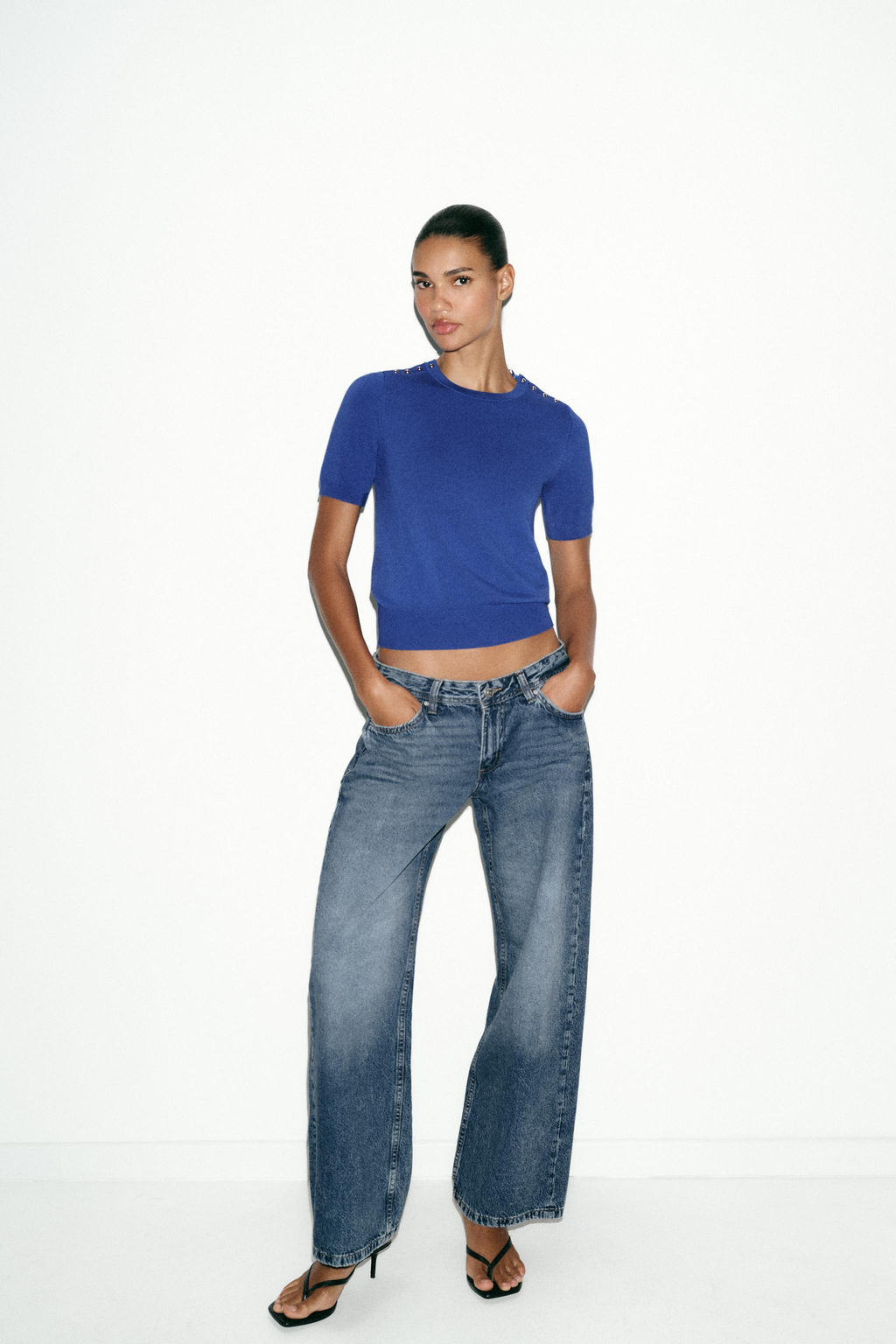 SANDALIA TIRAS TAC?N PIEL / Negro