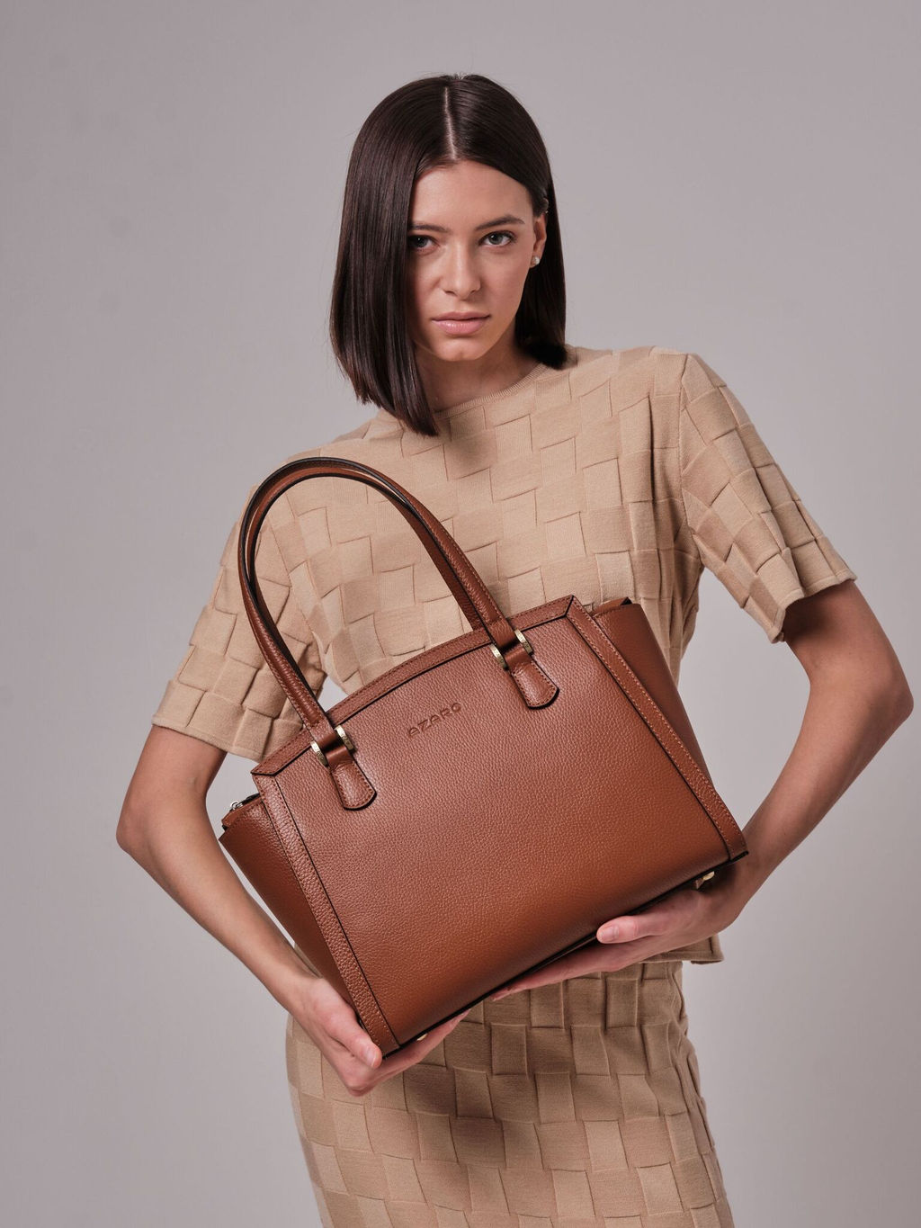 Сумка кожаная Azaro 30690 коричневый фундук