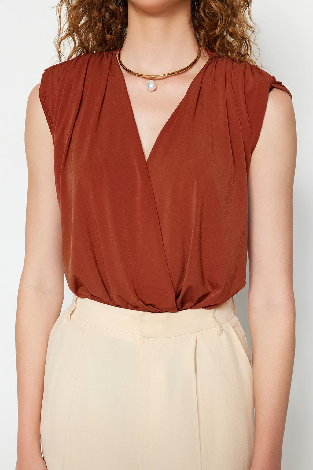 Tarc?n Vatkal? Kruvaze Yaka Esnek C?tc?tl? Orme Body TWOSS23BD00007