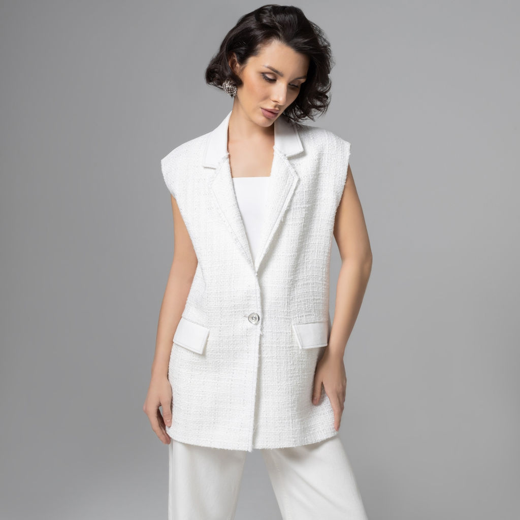 Жилет , в котором выглядишь дорого, Карьерный взлет (античный белый) - Charutti фото 9