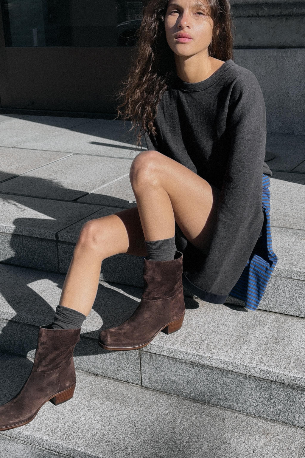 SPLIT SUEDE HEELED ANKLE BOOTS