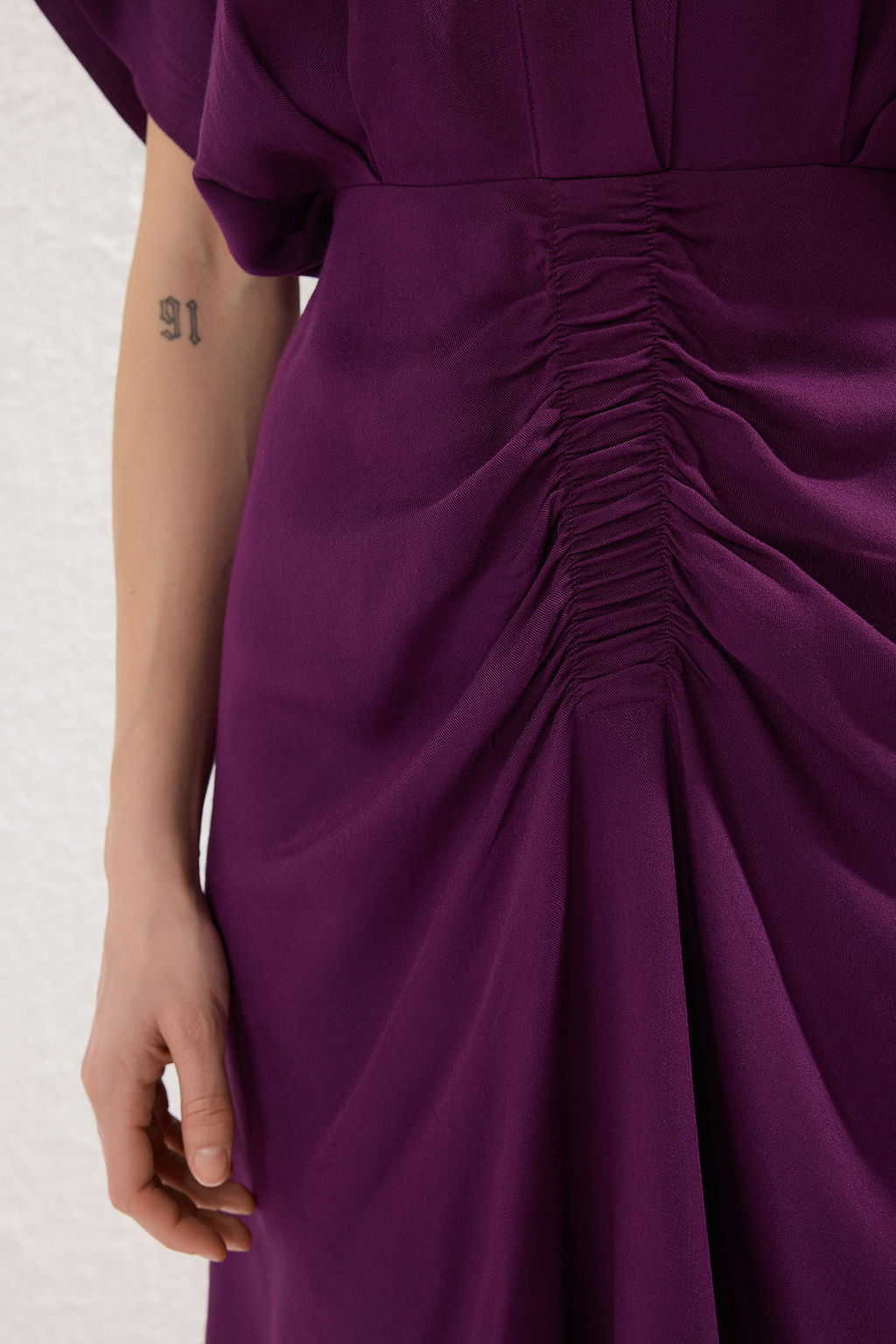 Siyah Duz Lastikli K?sa / Mini Dokuma Elbise TWOSS25EL00587 - Trendyolmilla фото 7