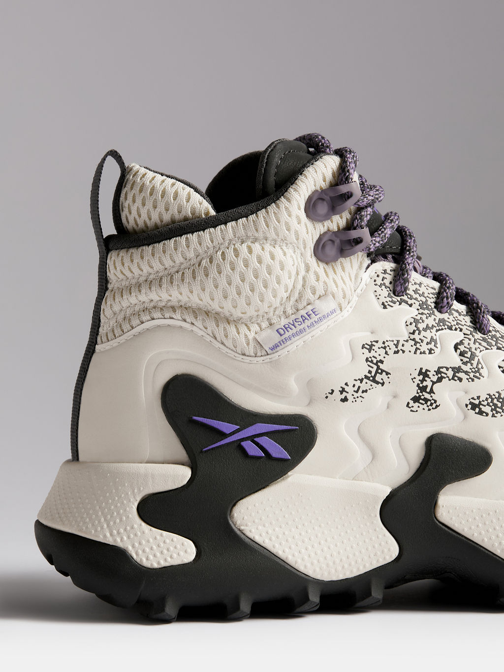 Женские высокие кроссовки REEBOK KITARI DMX Артикул 4495805, молочно-бежевый